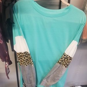 Turquoise & cheetah top
